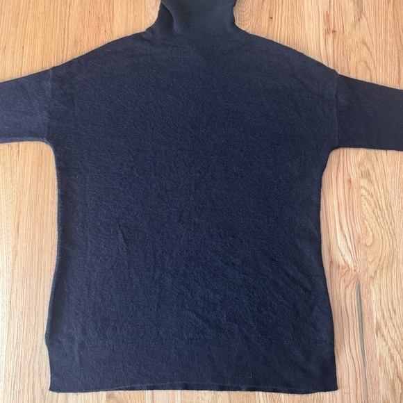 Halogen Cashmere Turtleneck Black Sweater Size Small - Picture 8 of 9